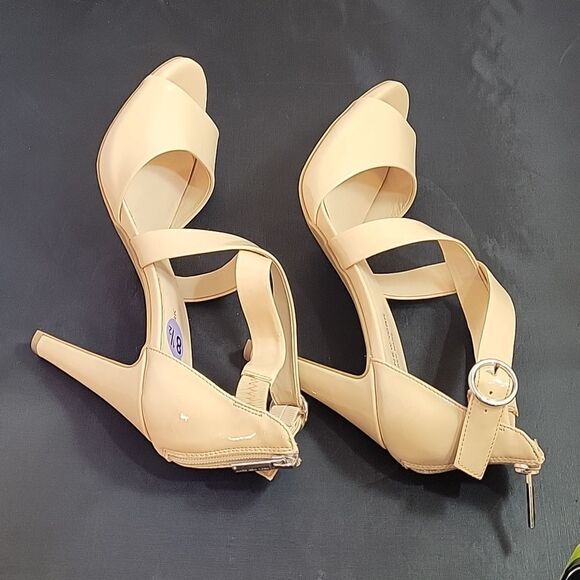 BRAND NEW MARC ANDREW CRISSCROSS STRAP BACK ZIP CLOSURE OPEN TOE SANDAL - Picture 13 of 14